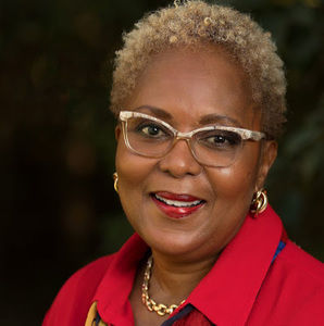 Meet your Posher, Delores